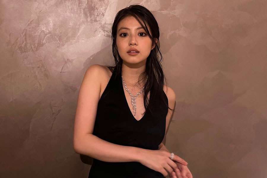 一瞬誰?!今田美桜　大人の黒ドレス姿で印象ゲキ変「感じ変わった」「世界一美しい」「美の頂点♡」