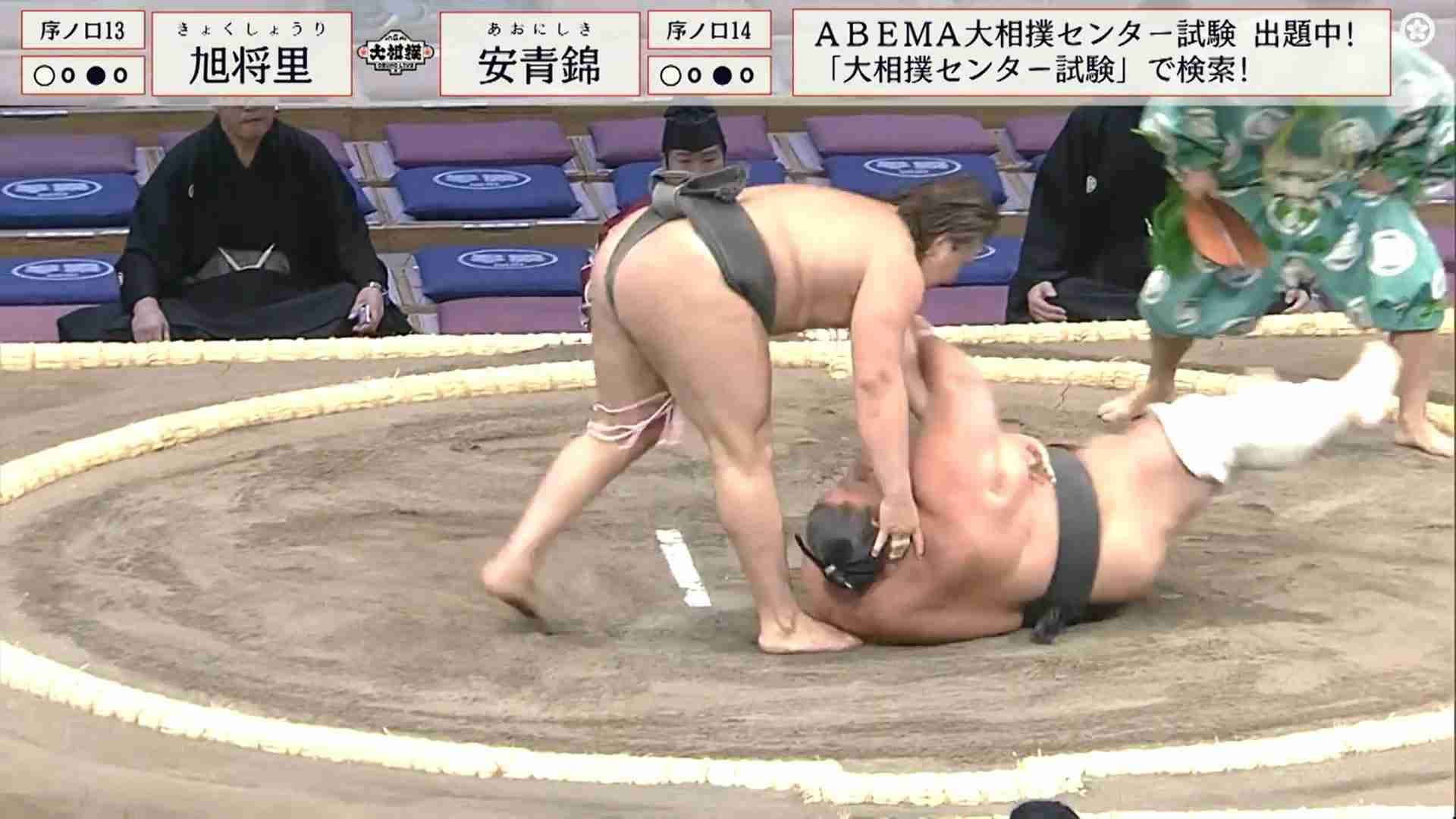 19歳イケメン力士が登場「すごい体つき」「かっこいい」声援続々　見事な初日に「楽しみ」高まる期待