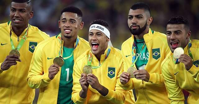 「体罰パワハラはブラジルであり得ない」「野蛮なことが日本で…」“秀岳館問題”をサッカー王国から斬る《当地ではセクハラ多発》 - 海外サッカー - Number Web - ナンバー