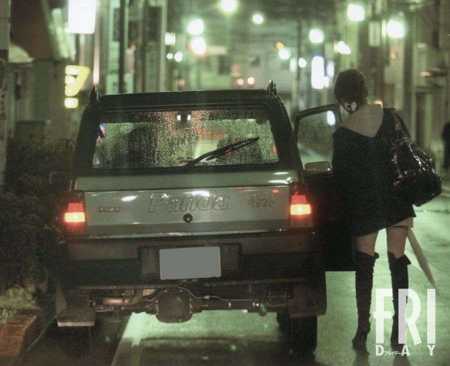 『A.B.C.-Z』『キスマイ』『なにわ男子』の他にも…セクシー女優と芸能人「熱愛現場」写真（FRIDAY） - Yahoo!ニュース