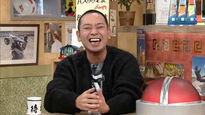 女性スキャンダルの「ジャンポケ」斉藤、禊で“馬糞”まみれに　「千鳥」も「こんなウケんことある？　（笑）」