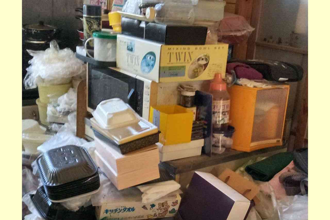 【壮絶介護奮闘記】両親と叔母夫婦4人、平均年齢91歳の世話をする65歳の小説家が語る、数々の“事件”とお金問題「正直、地獄。Xデーを指折り数えています」 | 週刊女性PRIME