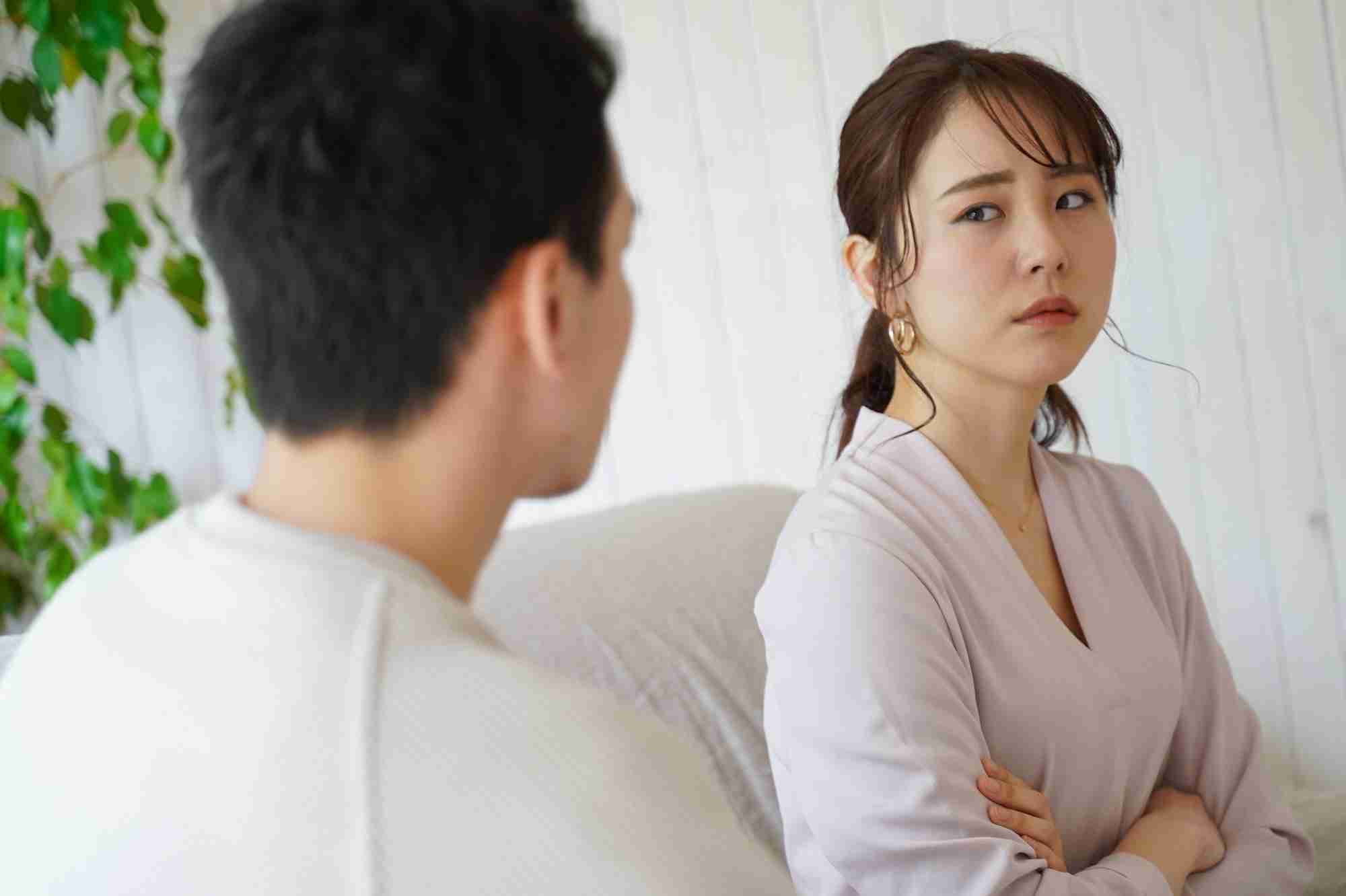 別れたのに飲みに誘ってくる“元カレの心理”、自己中すぎる驚愕の「クズな本音」 | 女子SPA！