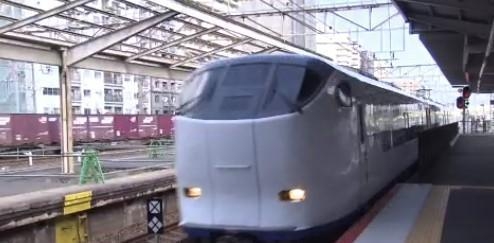 【速報】JR西日本の車掌の男　勤務中の「特急はるか」女子トイレで盗撮容疑「姿や音に興味」ペン型カメラで…（MBSニュース） - Yahoo!ニュース