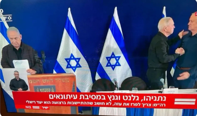 Netanyahu alone, Gallant and Gantz together picture worth thousand words - Israel Politics - The Jerusalem Post 
