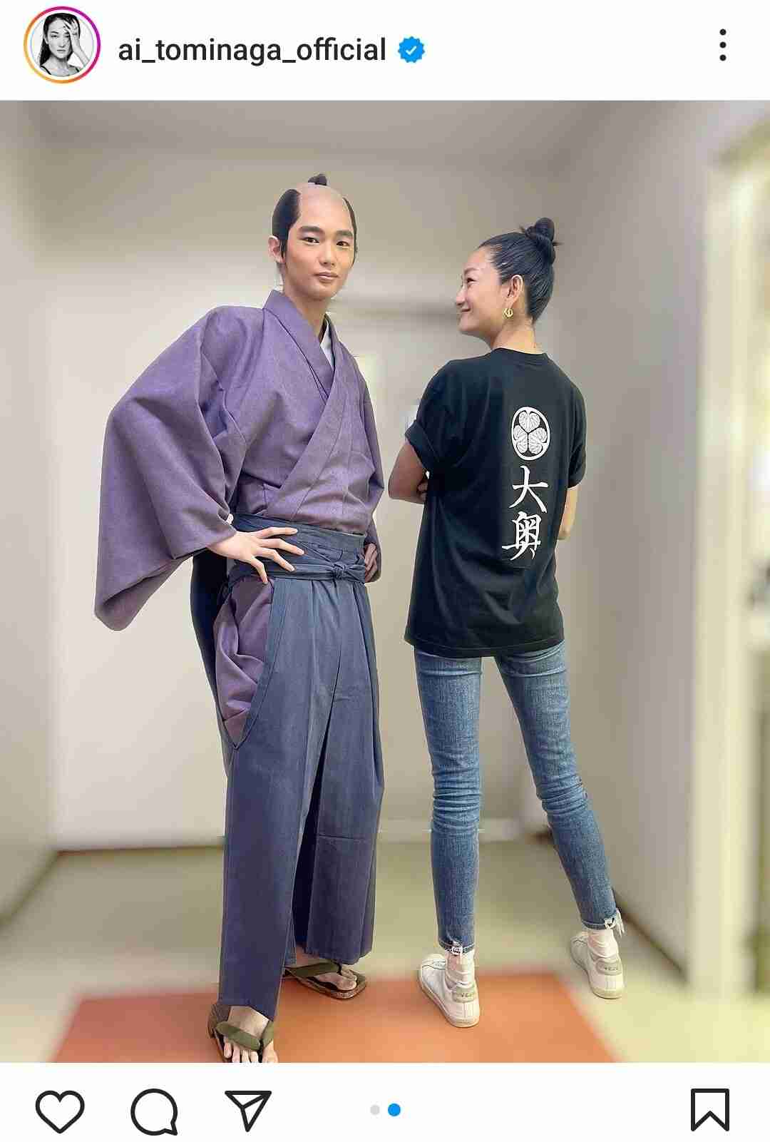 冨永愛、長男・章胤と『大奥』ツーショット　フォロワー「スタイル異次元」「姉弟にもみえます」歓声