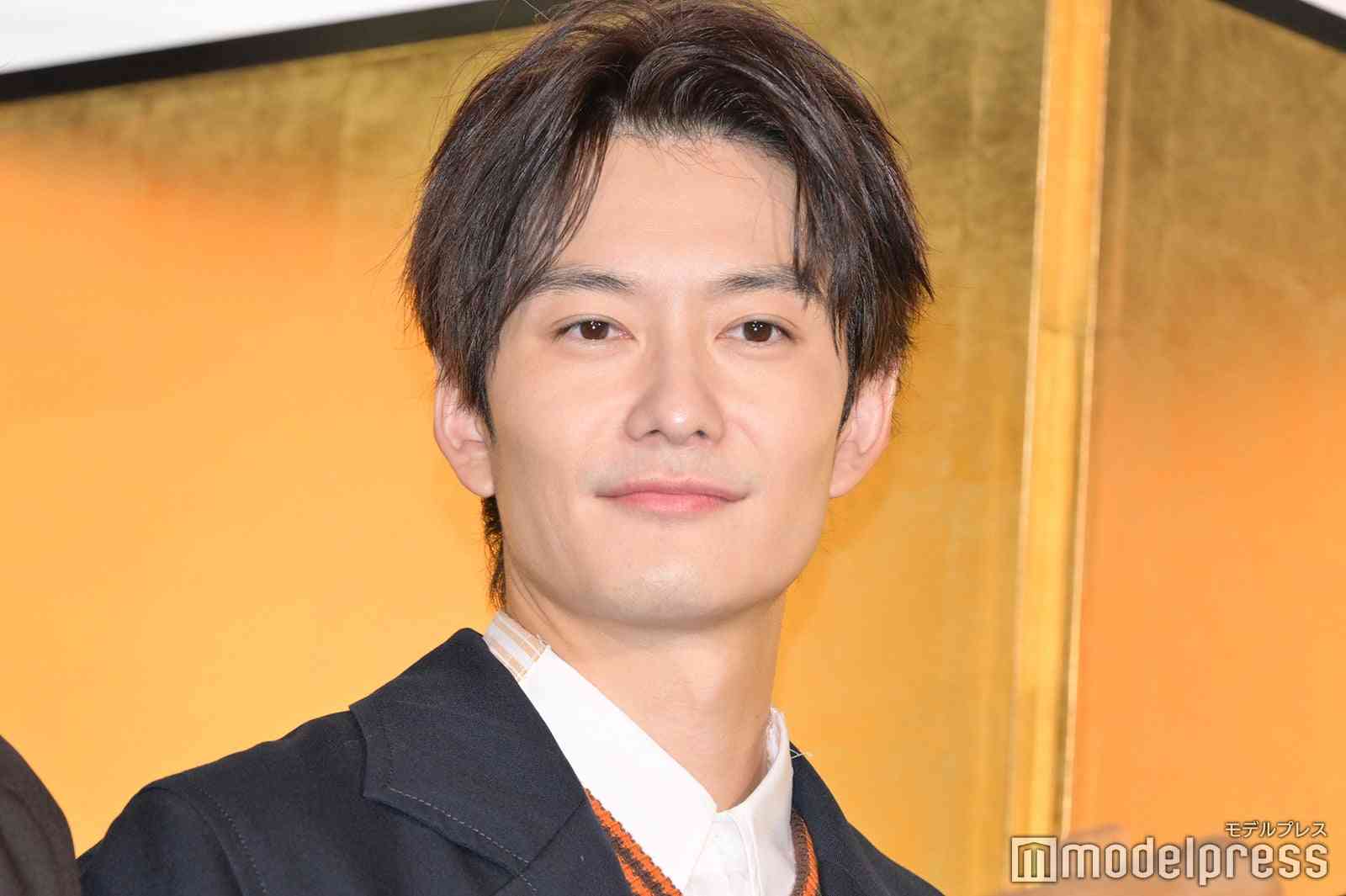 岡田将生、無防備な寝顔ショットに「激レア」「これは反則」とファン悶絶　公式マーク獲得に祝福の声も