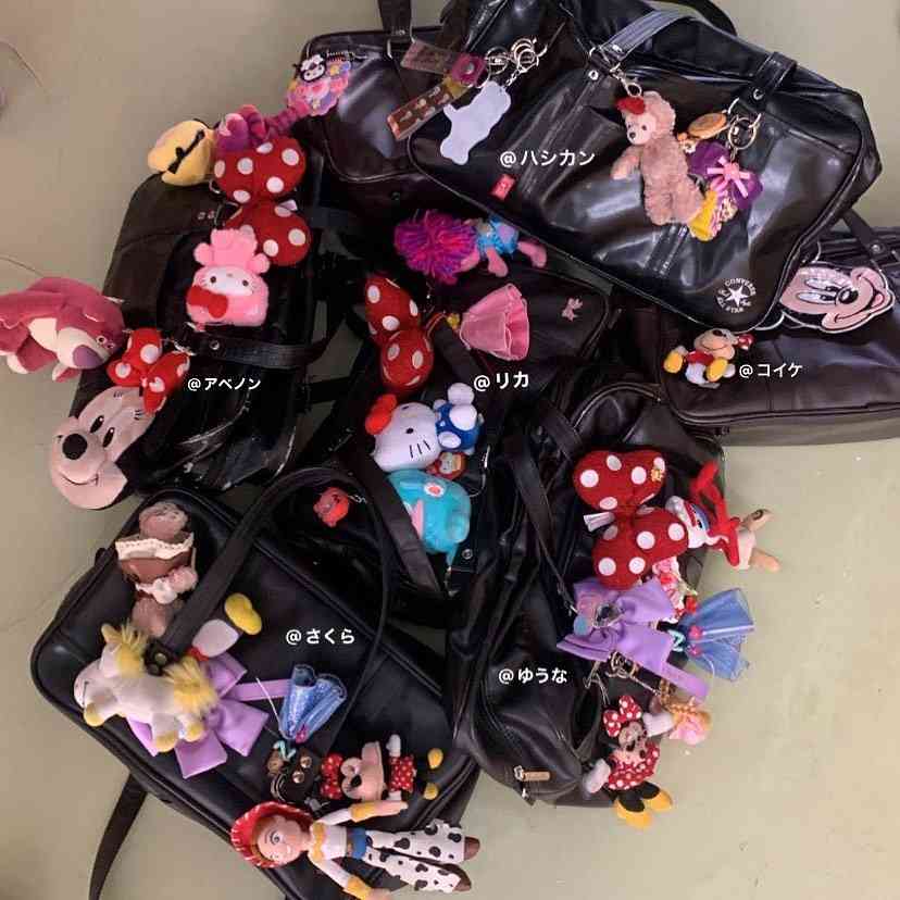 スクバをデコるのがかわいいって噂♡おすすめのデコり方とデコグッズを紹介！ | APPTOPI