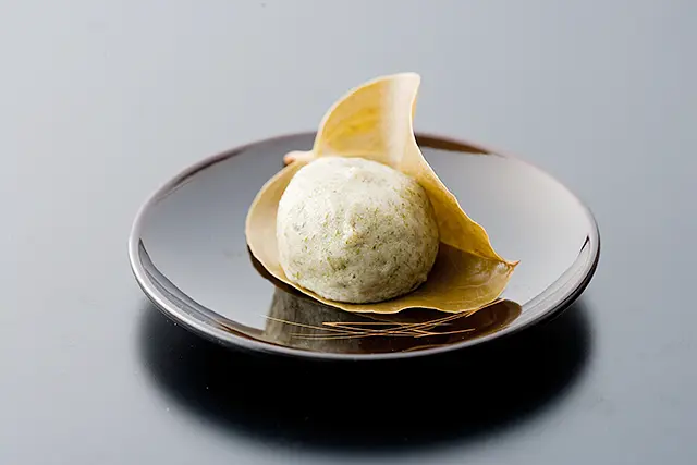 ローカルな老舗の和菓子