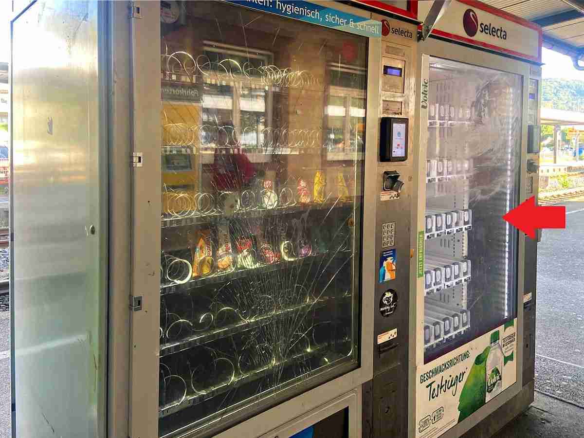 海外「自動販売機」のワイルドな実態が判明→日本の自販機の“完璧な仕事ぶり”に感謝したい - All About ニュース