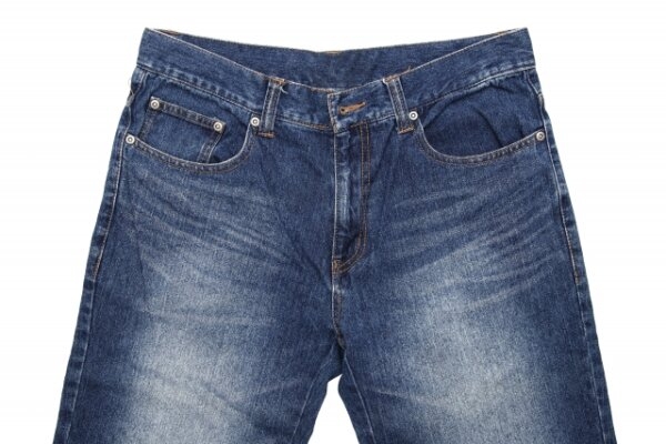 ジーンズ姿で出社したら上司に怒られた男性 「考え方が古いと思います」と語る | キャリコネニュース