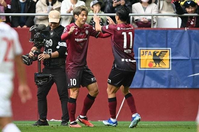 ヴィッセル神戸、悲願のJ1初優勝が決定！ 井出＆武藤弾で名古屋を2-1撃破、クラブ創設29年目で初めての栄冠