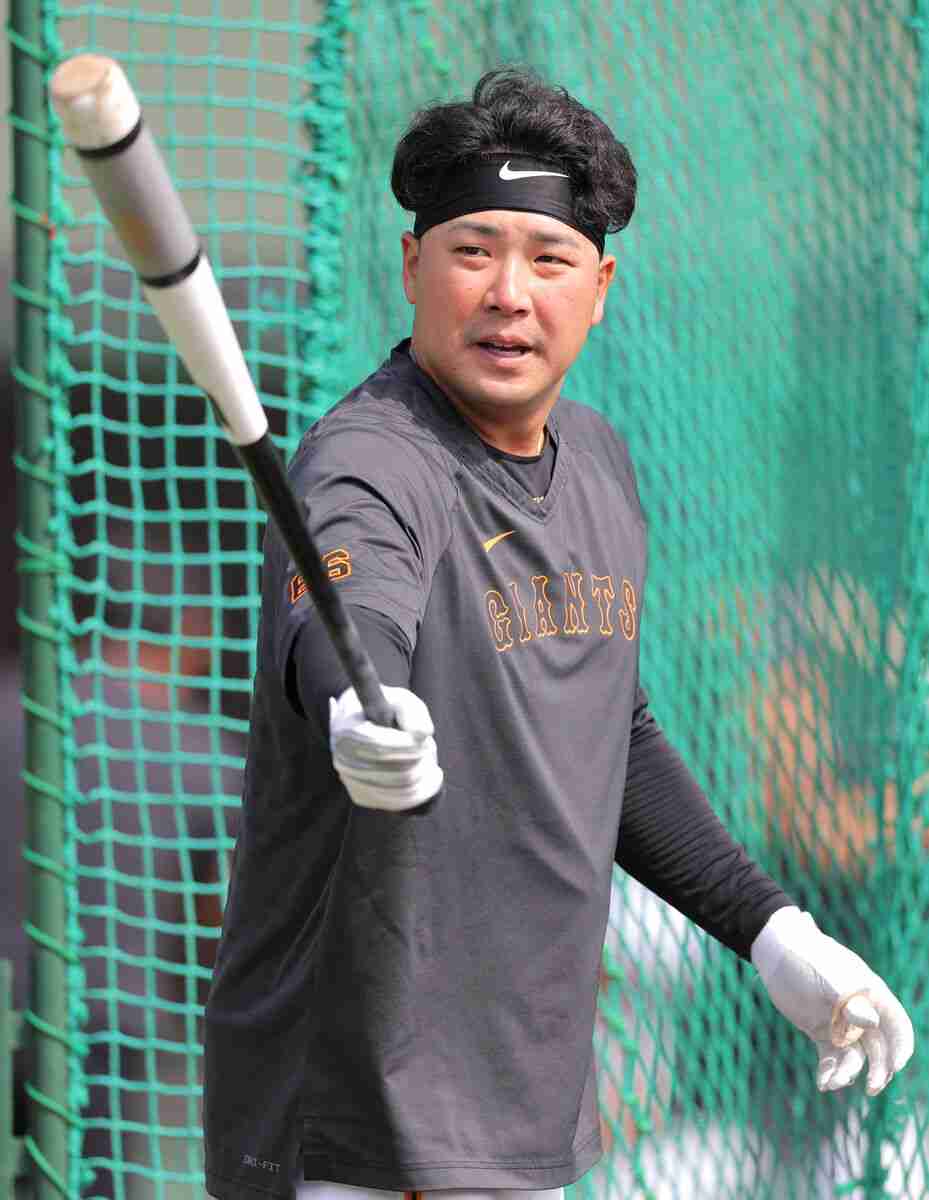 【オリックス】巨人戦力外の香月一也と広島戦力外の木下元秀を育成で獲得　ともに持ち味の長打力を評価 : スポーツ報知