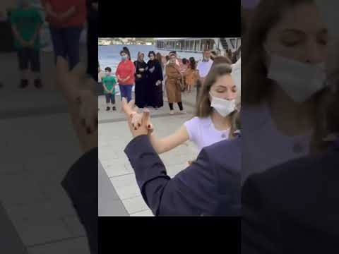 Tango in the Istanbul streets! - YouTube