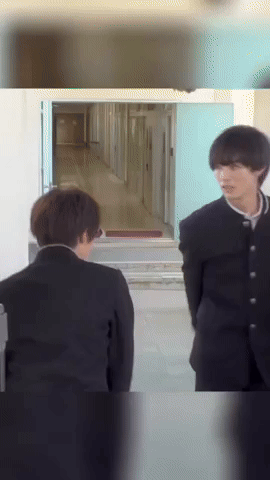 岡田将生、白髪の“イケおじ”ショットを公開　「老けてもイケメン！」反響