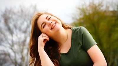 最も幸福度が高いのは「未婚かつ子どものいない女性」 - GIGAZINE