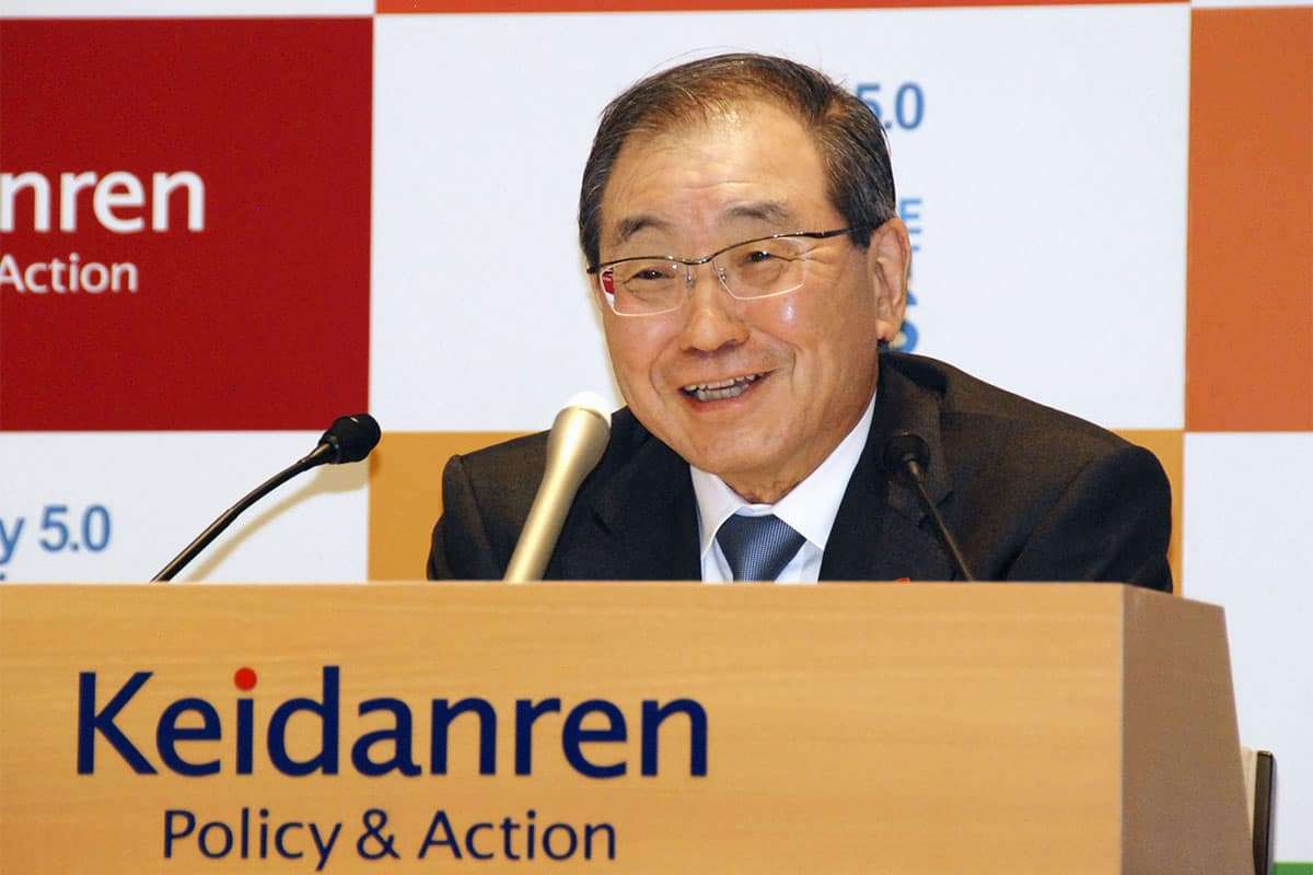 さすが年収1億超の “上級国民”…経団連会長が「なぜ内閣支持率上がらない？」発言で批判殺到「パラレルワールドにお住み？」 | Smart FLASH/スマフラ[光文社週刊誌]