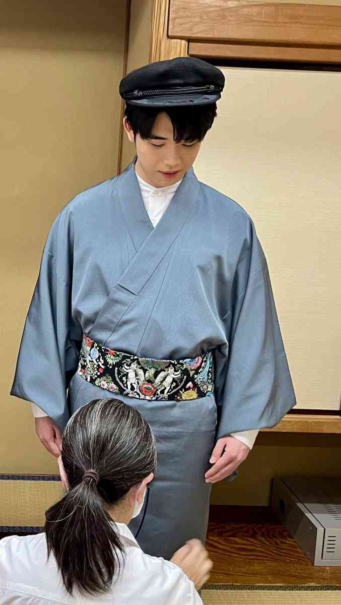 将棋・羽生善治九段の私服がSNSで話題「クセがかなり強い」クラファン返礼品のオリジナルパーカーは寄付金1億6000万越えの人気