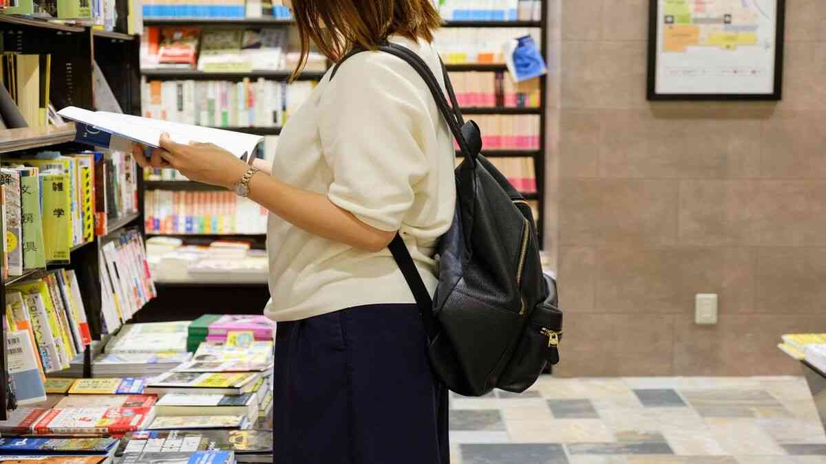 ｢書店減少｣嘆くのにネットで本買う日本人の矛盾 格差拡大の｢真犯人｣は僕たち自身かもしれない | 読書 | 東洋経済オンライン