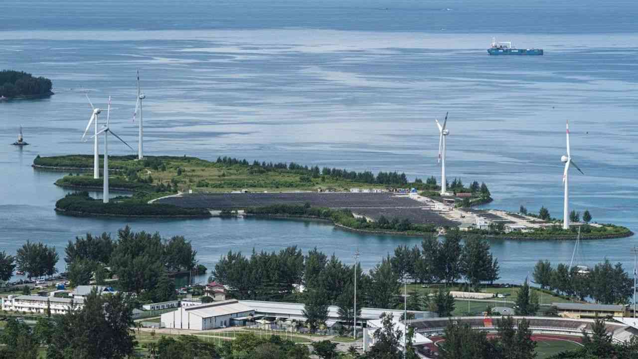 インド洋島国で爆発 非常事態宣言 - Yahoo!ニュース