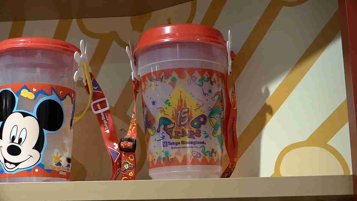 ディズニーランド　開園当初の“100円券”に「信じられない」の声　40年を振り返る展示会