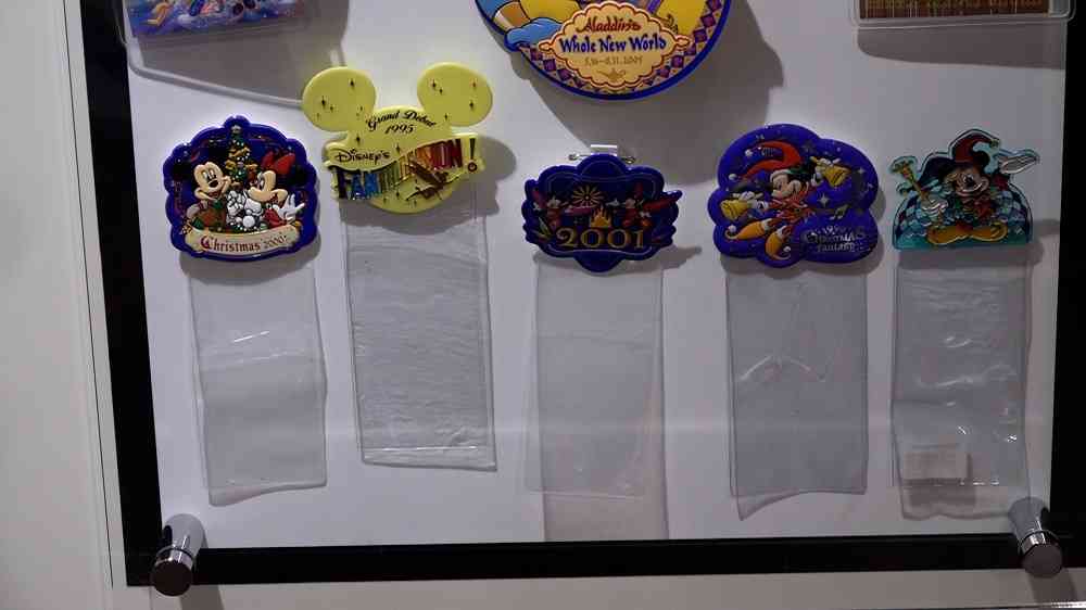 ディズニーランド　開園当初の“100円券”に「信じられない」の声　40年を振り返る展示会