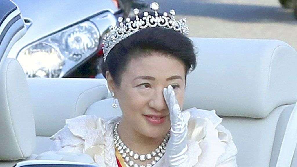 （2ページ目）雅子さまの笑顔に秘められた〈新皇后としての生き方〉 国民との触れ合いのなかで｜話題｜婦人公論.jp