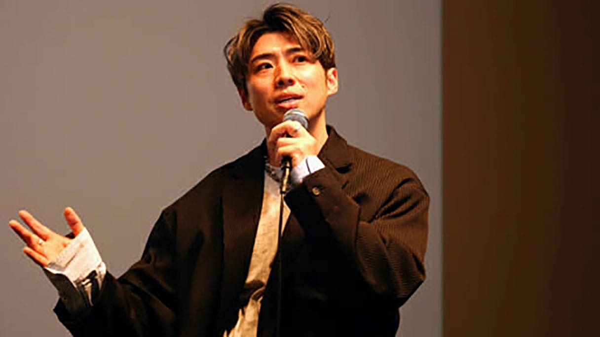 ANA公式TikTokの人選が物議！ 羽生結弦、バチェラー黄皓氏、コムドット…お騒がせ有名人だらけで「品がない」？｜日刊サイゾー 