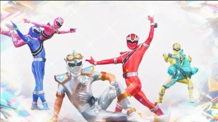 【戦隊・ライダー】作品名を書いたら他の人が好きなキャラを書いてくれるトピ