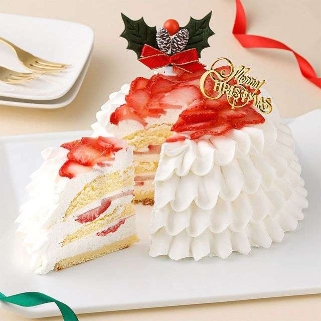 ケーキ監修のシェフ「何度も実験した」　崩れたクリスマスケーキ「いったい何が…」（日テレNEWS NNN） - Yahoo!ニュース