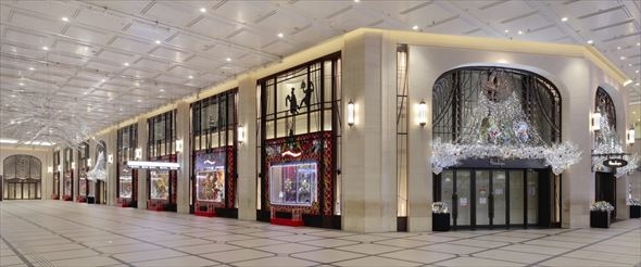 阪急百貨店、クリスマスディスプレイめぐり謝罪　「参考にした著作物の権利者から承諾得るのを失念」