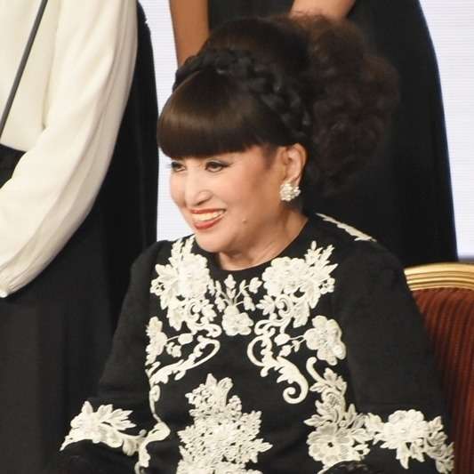 黒柳徹子、ジャニーさんは「尊敬できる親友」 結婚説も振り返る | マイナビニュース