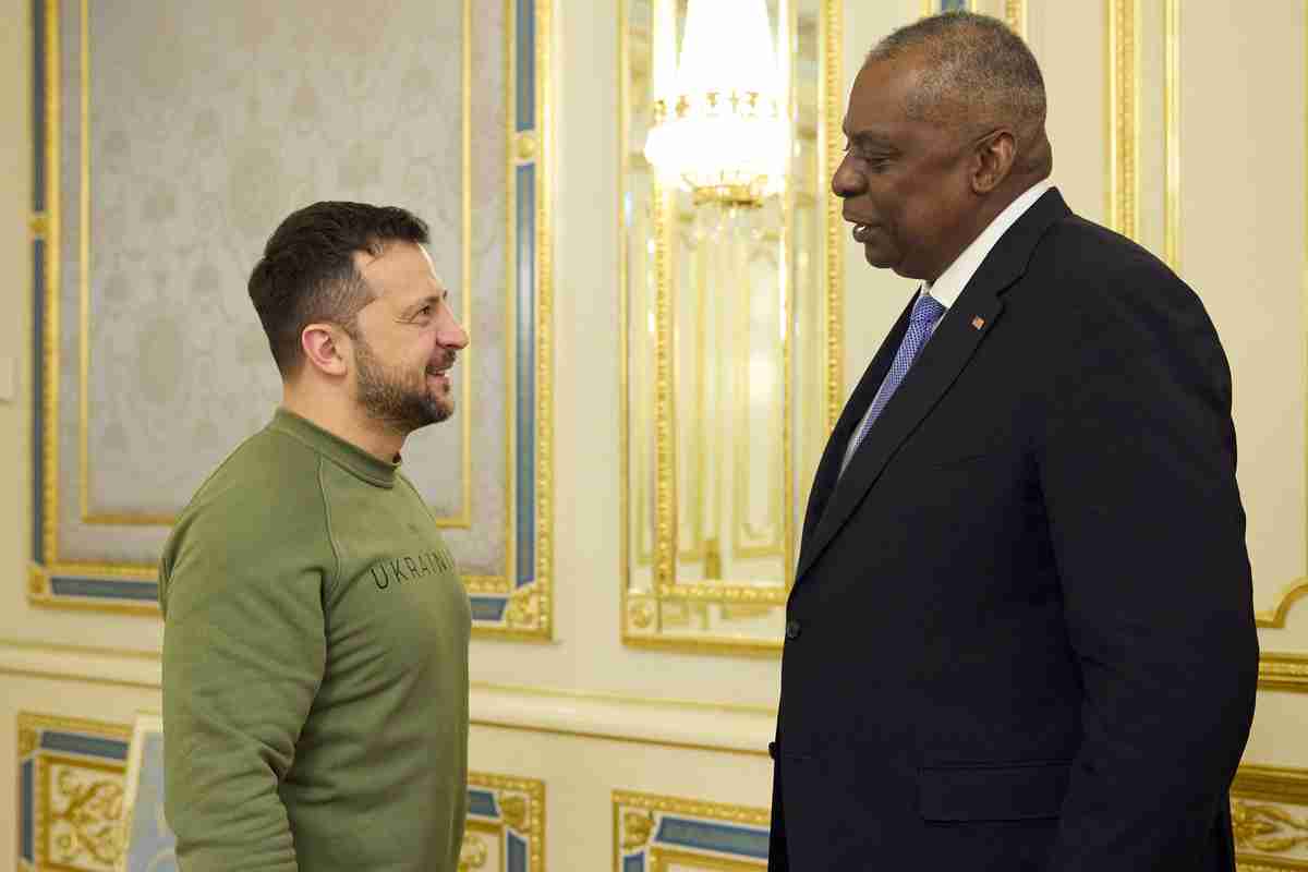 ロシア・ウクライナ戦争の潮目が変わった？――領土割譲で停戦という「不都合な選択」：名越健郎 | 記事 | 新潮社　Foresight(フォーサイト) | 会員制国際情報サイト
