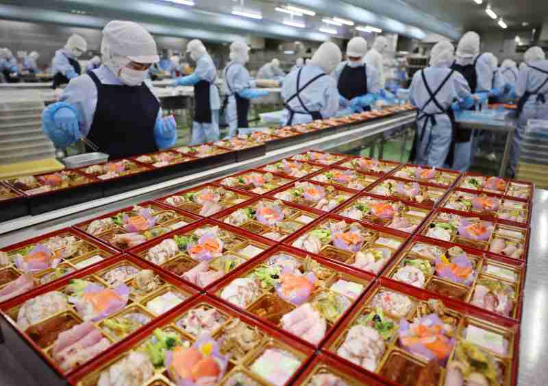 正月はやっぱりおせち?　2024年「食べる予定」56.4％