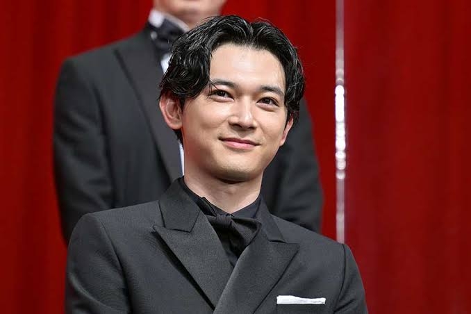 芸能人若い頃が見たい!