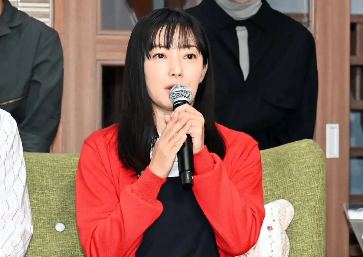 ゆりあ先生の赤い糸：菅野美穂主演ドラマ　最終話視聴率5.5％　“禁断の恋”の結末は？ - MANTANWEB（まんたんウェブ）