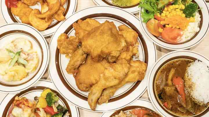 関東初のケンタッキー食べ放題『KFCレストラン』に朝から並んで全品制覇してきた！ | favy[ファビー]