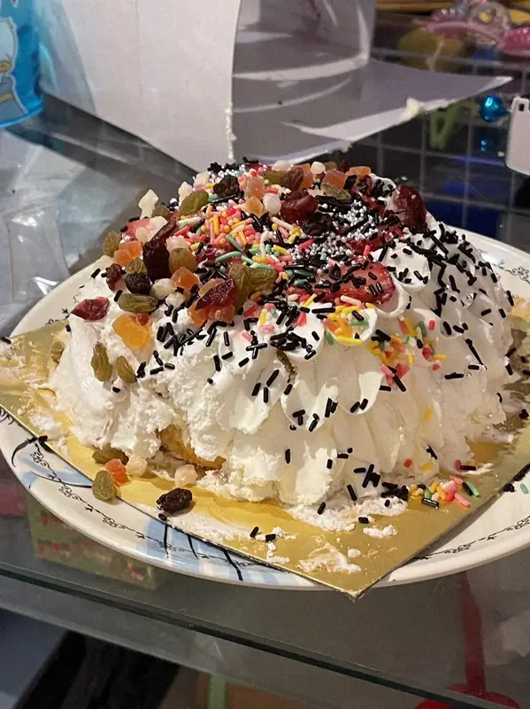高島屋のぐっちゃりケーキ、3歳が飾り付け 母親「一生の思い出」