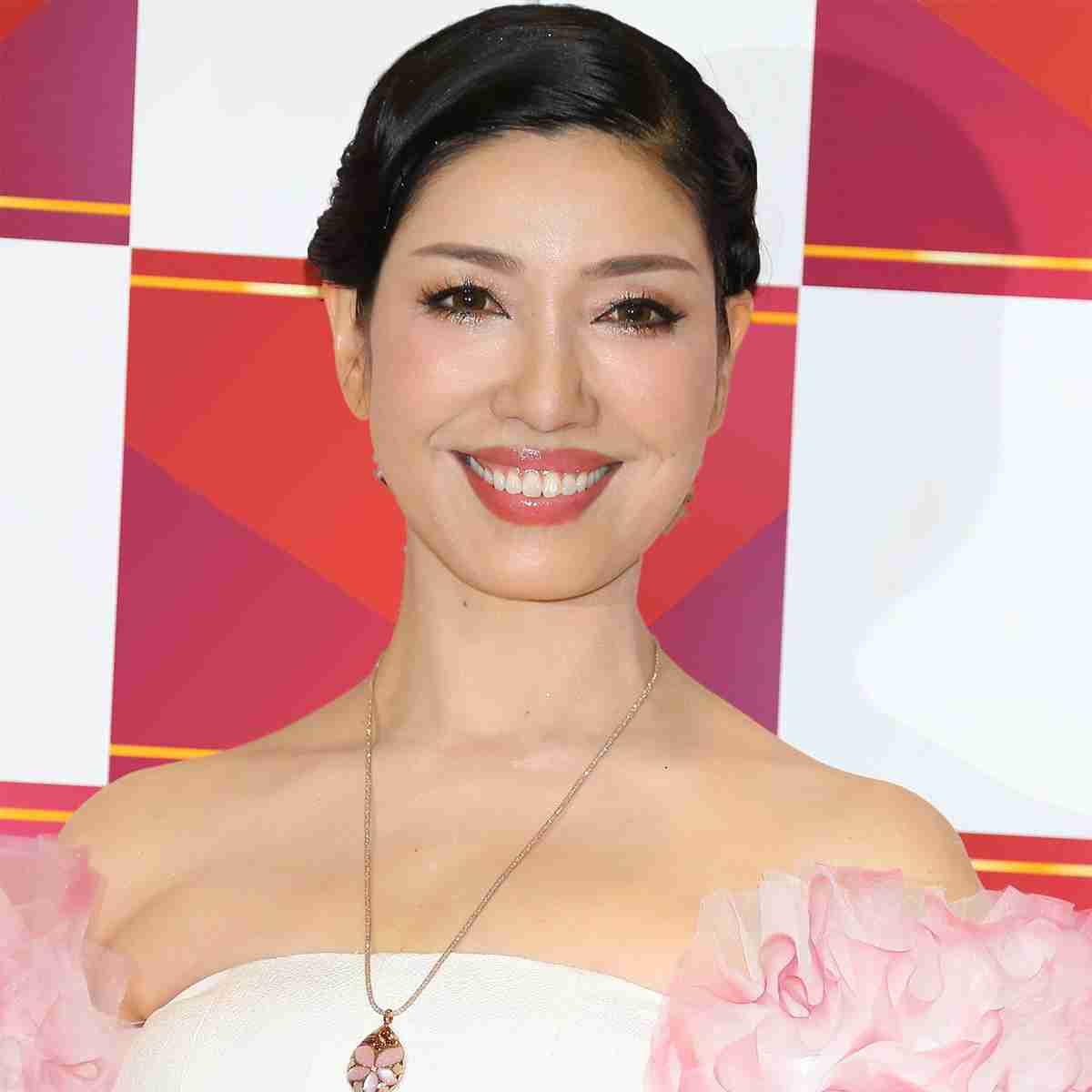 アンミカが全否定も“密入国疑惑”を追及する区議が出現!デマの原因に浮上した映像とは – アサジョ