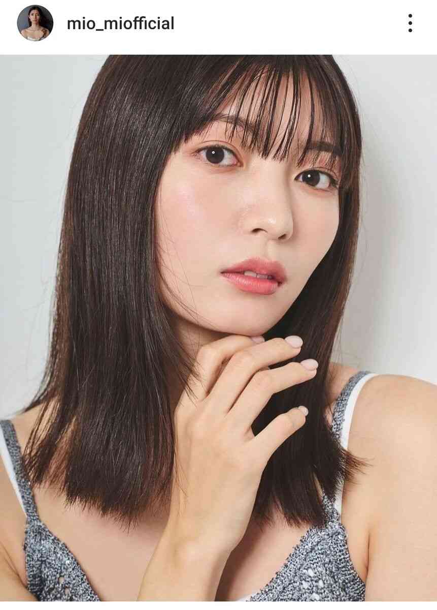 仲村トオル＆鷲尾いさ子の25歳長女・美緒、母そっくりなモデル姿！175センチの8頭身スタイル話題