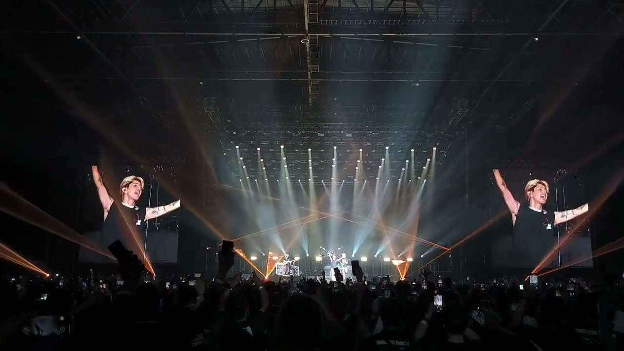 One OK Rock • Luxury Disease Asia Tour • Jakarta 30-Sep-2023 - YouTube