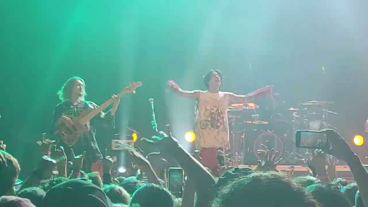 ONE OK ROCK NORTH AMERICAN TOUR HOUSTON 2022 - YouTube