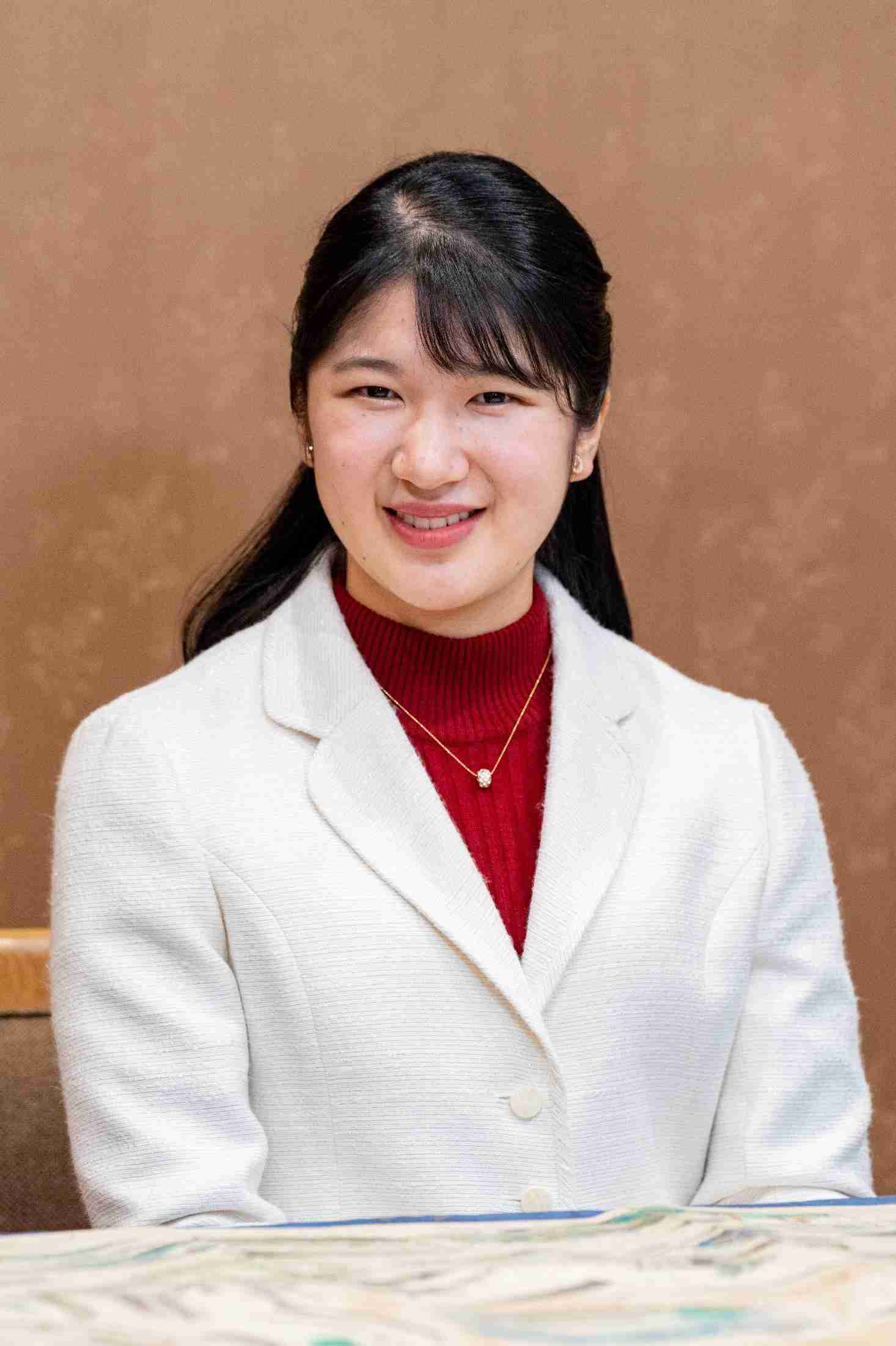愛子さま　お誕生日文書は昨年の1.7倍！年々強くなる平和への“覚悟と情熱”（女性自身） - Yahoo!ニュース