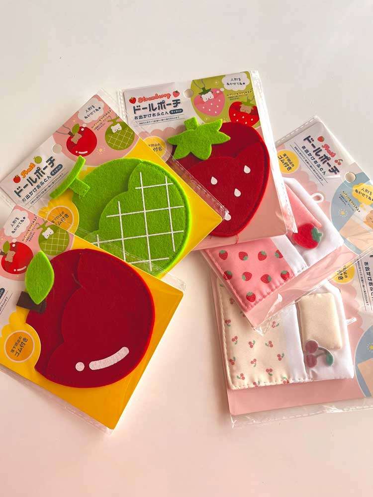 セリアの「ドールポーチ」が“シルバニア赤ちゃん”にピッタリの神商品と話題