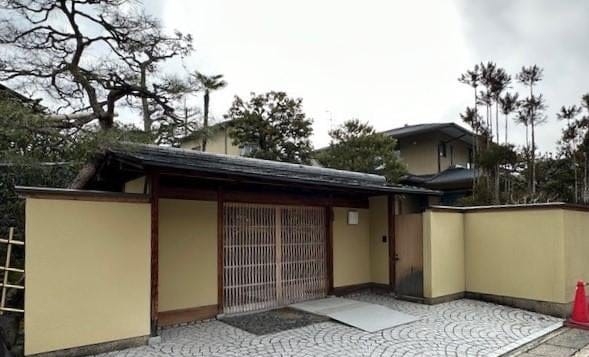 タリウム殺人事件被告37歳、“舞妓ビジネス”成功の裏で…意識不明の叔母の口座から約5千万円 | AERA dot. (アエラドット) 