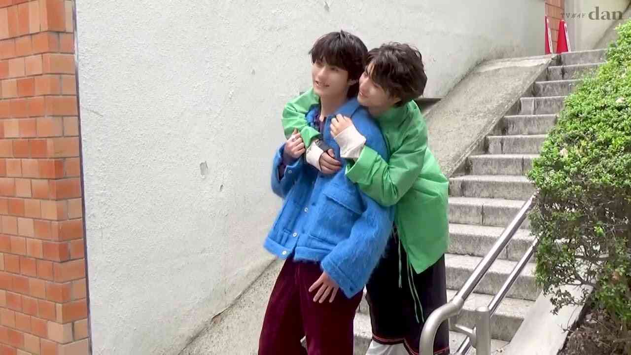 【TVガイドdan vol.49】前田拳太郎×柏木悠メイキング動画 - YouTube