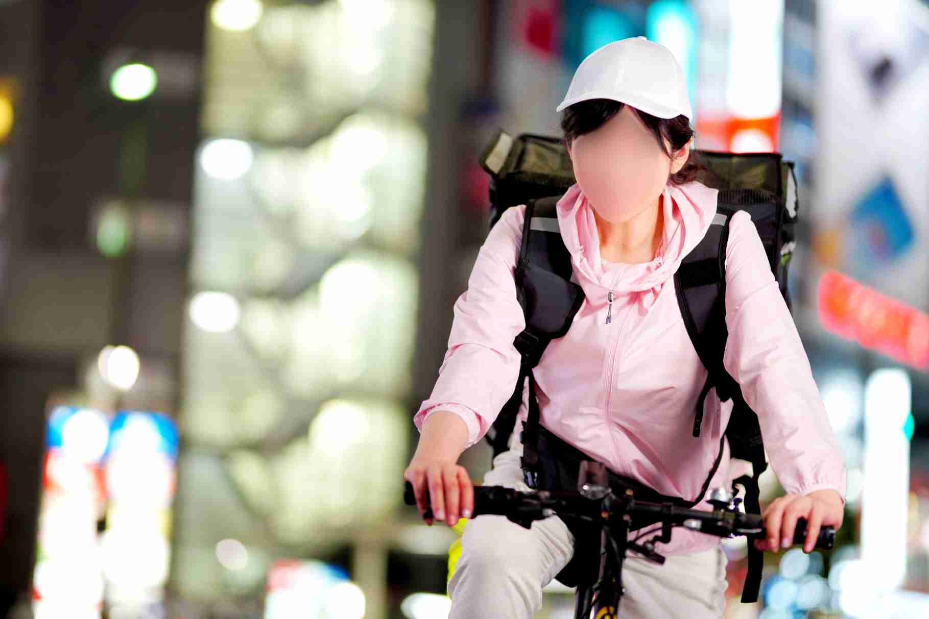 ウーバーイーツ配達員だった20代女子のホンネ「正直メンタルきつかった」 3カ月で