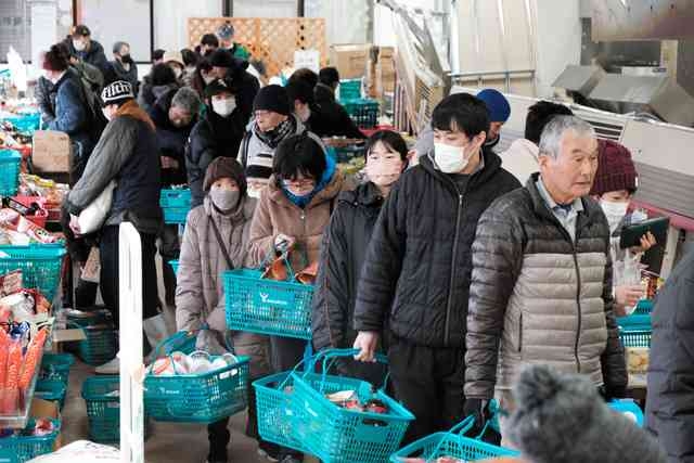 「利益上げるのは後」商品の多くは100円　輪島市でスーパー再開