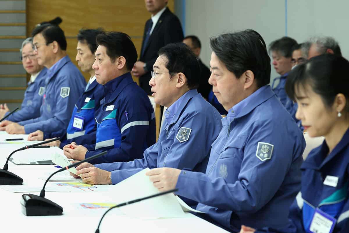 岸田首相、地震の被災者に「最大20万円貸します」であふれる憤激「こんなひどい政府聞いたことない」