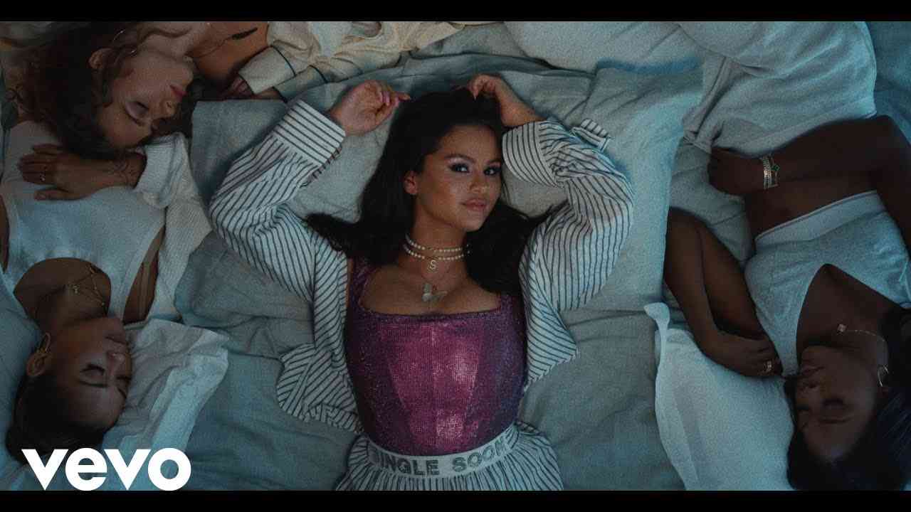 Selena Gomez - Single Soon (Official Music Video) - YouTube